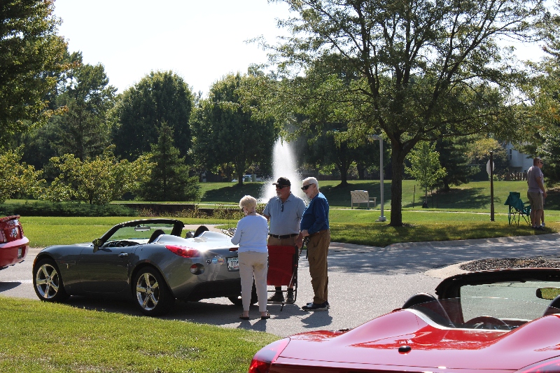 L I H A C   C a r   S h o w   A t   U n i v e r s i t y   P l a c e   