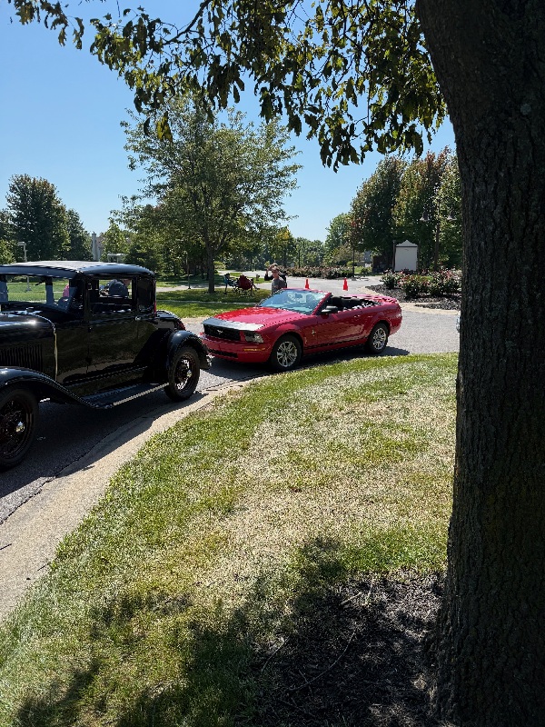 L I H A C   C a r   S h o w   A t   U n i v e r s i t y   P l a c e   