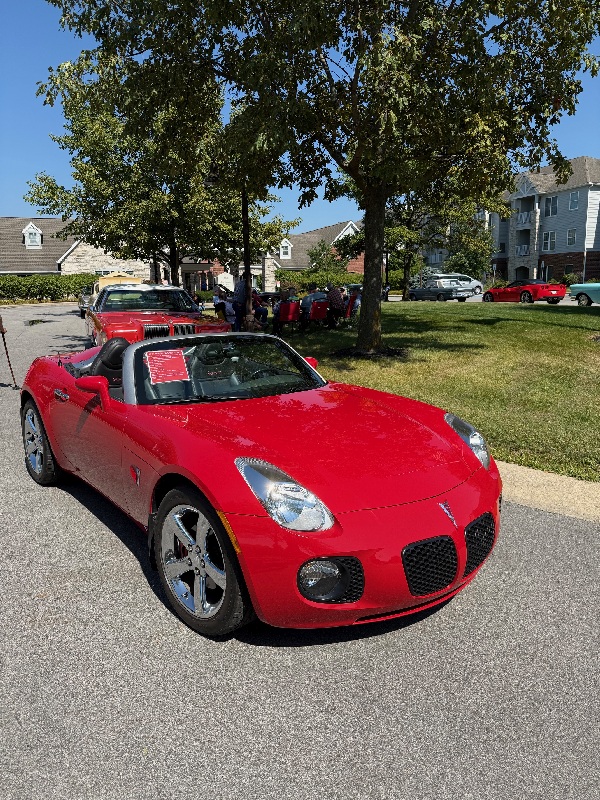 L I H A C   C a r   S h o w   A t   U n i v e r s i t y   P l a c e   