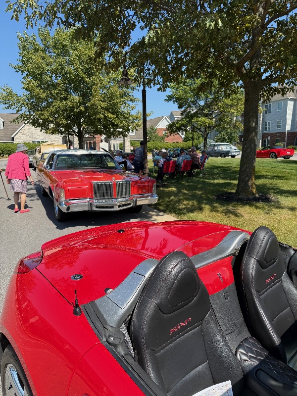 L I H A C   C a r   S h o w   A t   U n i v e r s i t y   P l a c e   