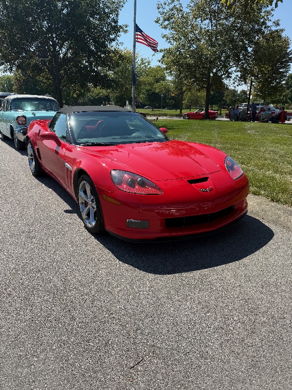L I H A C   C a r   S h o w   A t   U n i v e r s i t y   P l a c e   