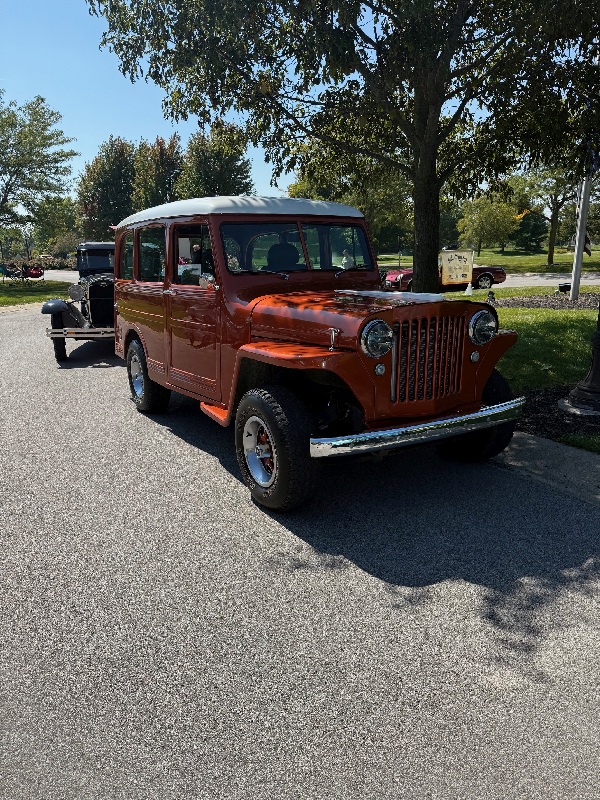 L I H A C   C a r   S h o w   A t   U n i v e r s i t y   P l a c e   